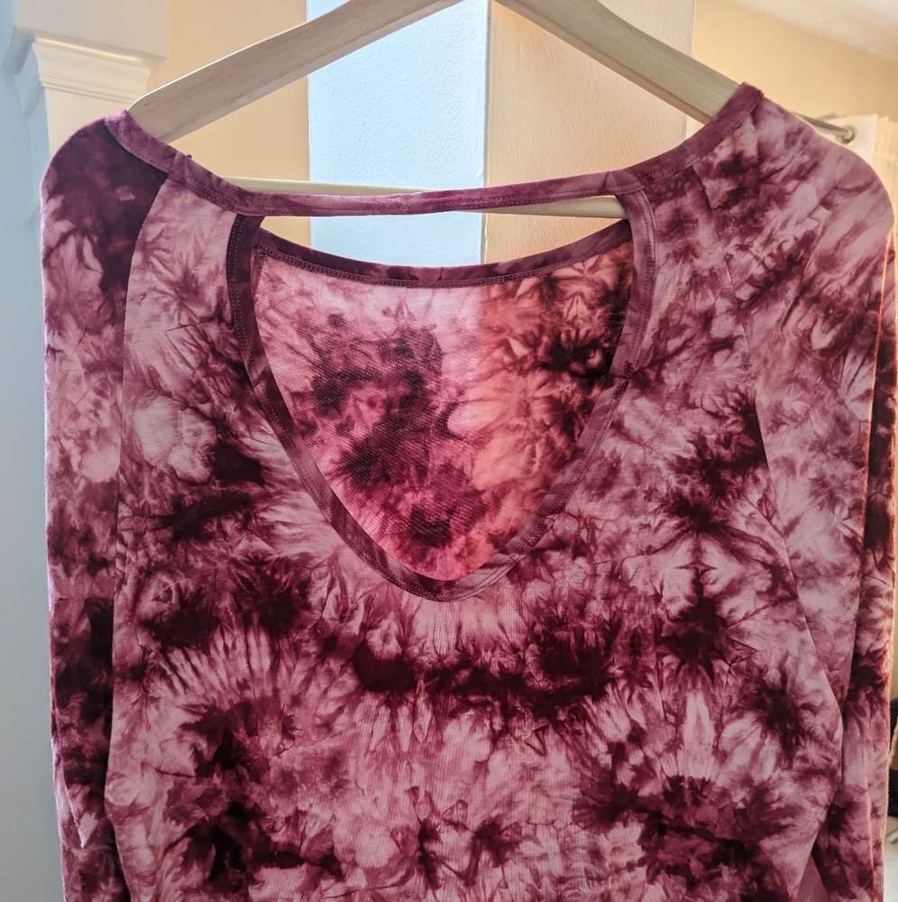 ALYA Women's long sleeve shirt, pink tie dye, size small